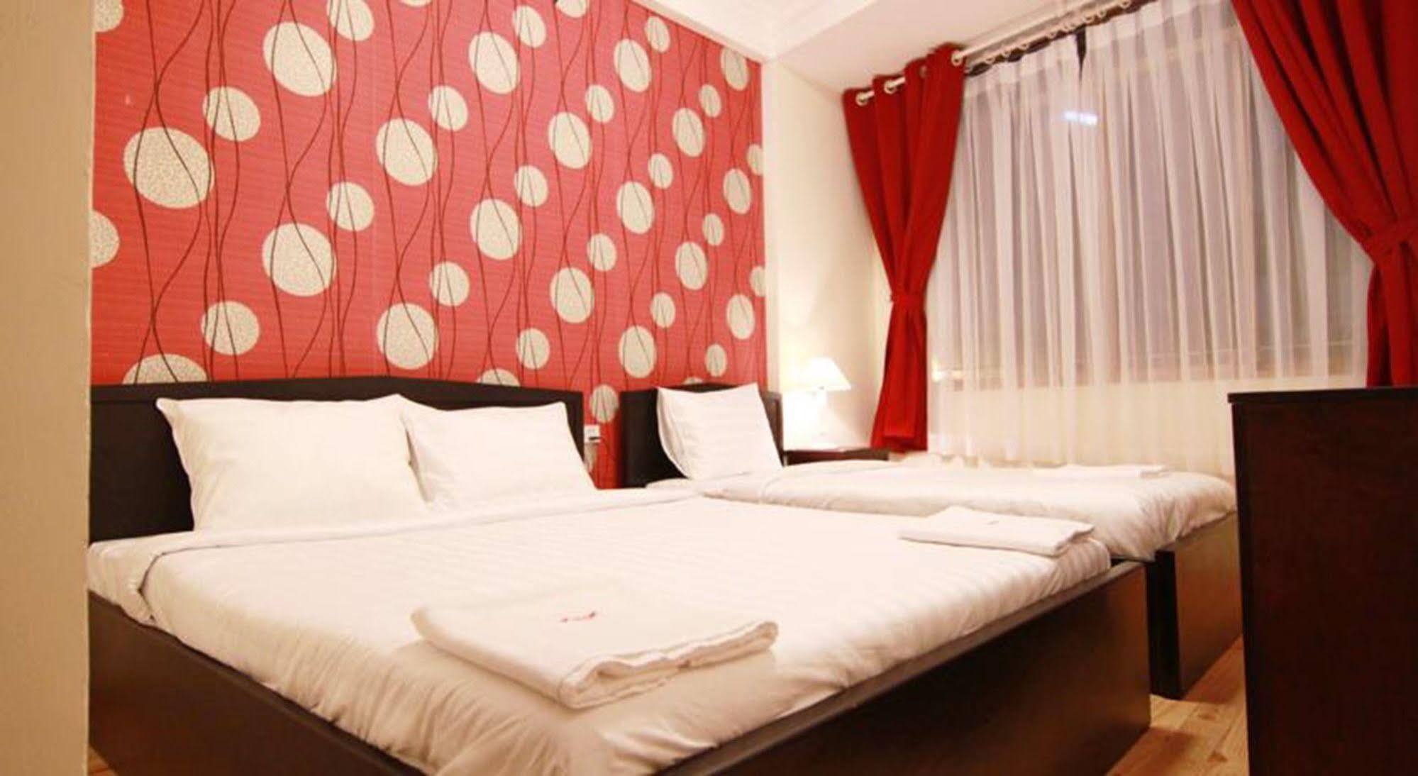 Koniko Backpackers Hostel Ho Chi Minh City Exterior photo