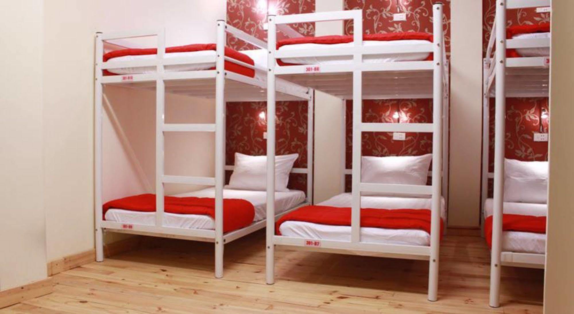 Koniko Backpackers Hostel Ho Chi Minh City Exterior photo